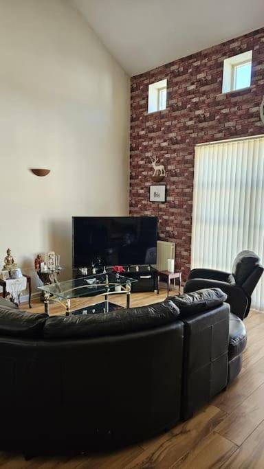 Open Planned Apartment Беркенгед Екстер'єр фото